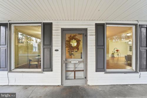 9071 Sperryville Pike, CULPEPER, VA, 22701-5675 | Card Image
