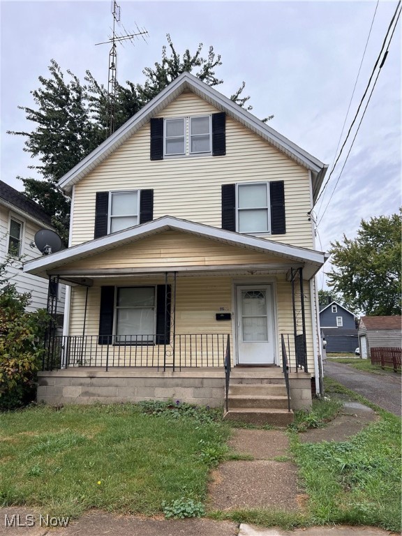 Smith Ave, Canton, OH 44706