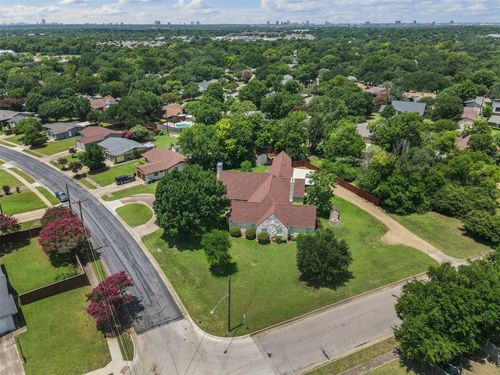 8561 Strathmore Dr, Dallas, TX, 75238-3849 | Card Image