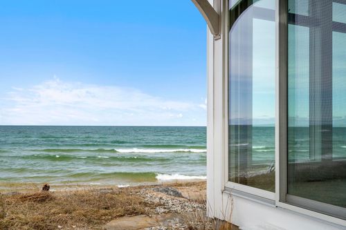 3126 Lakeshore Rd, Manistee, MI, 49660-8200 | Card Image