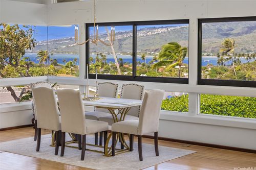 101 Nawiliwili St, Honolulu, HI, 96825-2041 | Card Image