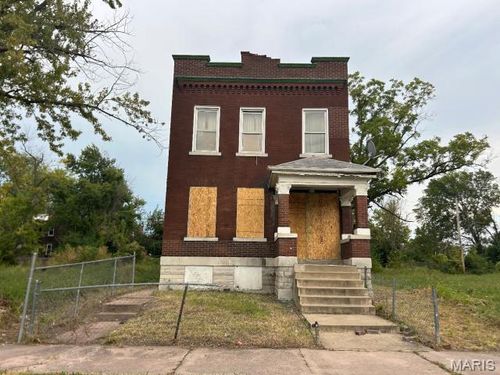 4326 Warne Avenue, St Louis, MO, 63107 | Card Image