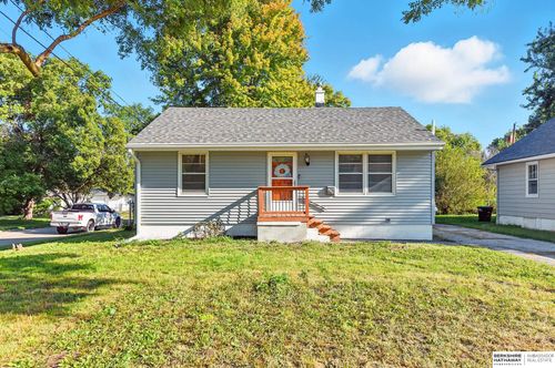 6794 Evans St, Omaha, NE, 68104-3130 | Card Image