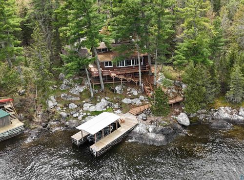 12418 Rock Point Dr, Kabetogama, MN, 56669-8054 | Card Image