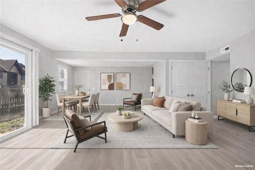 apt-2-6206 Robinson St, Overland Park, KS, 66202-3082 | Card Image