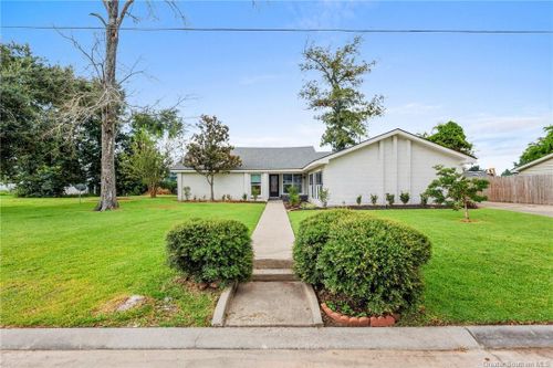 409 S Holly Hill Circle, Westlake, LA, 70669 | Card Image