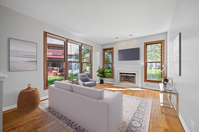 1503 Longbranch Ct, Townhouse with 2 bedrooms, 3 bathrooms and 2 parking in Naperville IL | Image 17