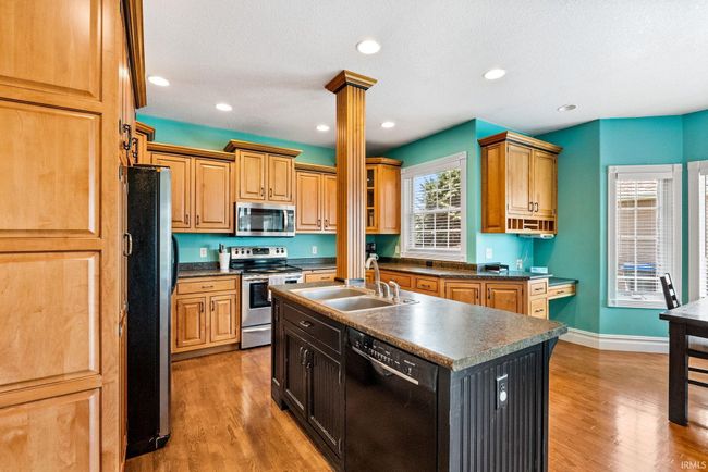 1215 Mintcrest Dr, House other with 6 bedrooms, 4 bathrooms and null parking in Goshen IN | Image 6