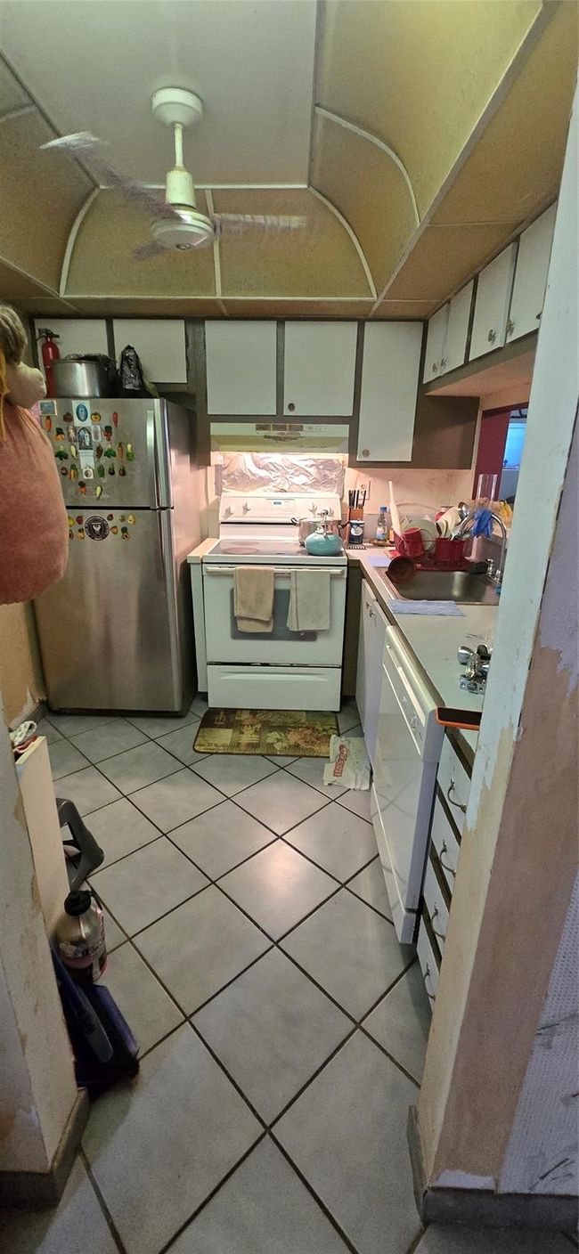 APT-106 - 9201 Lime Bay Blvd, Condo with 1 bedrooms, 2 bathrooms and null parking in Tamarac FL | Image 18