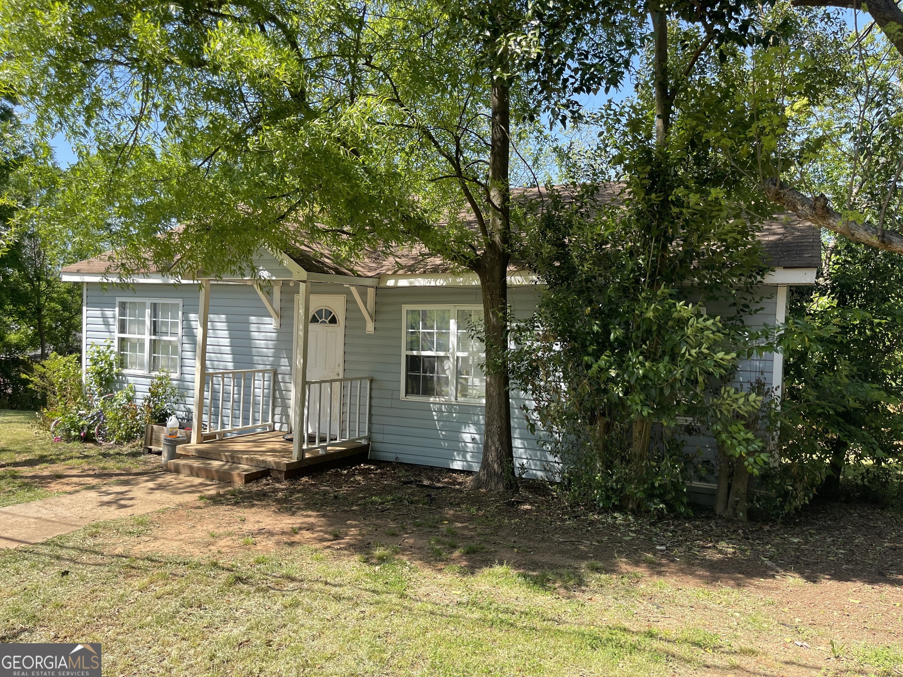 Lake Ave, Griffin, GA 30223
