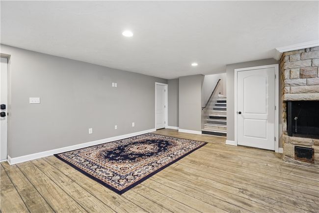 1182 W Laurel Cir, House other with 3 bedrooms, 2 bathrooms and null parking in Mt. Pleasant Twp - Wml PA | Image 27