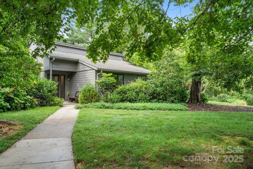 6-470 Crowfields Dr, Asheville, NC, 28803-3284 | Card Image