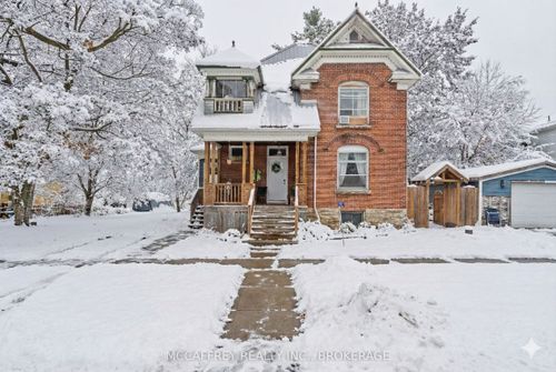 {{alt}} | Card Image