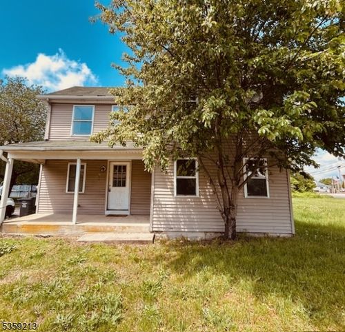 792 Paulsboro Rd, Logan Twp, NJ, 08085-4404 | Card Image