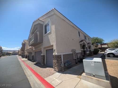 unit-1-89 Day Trade St, Henderson, NV, 89074-8849 | Card Image