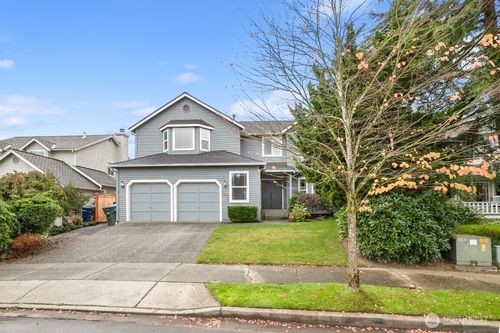 16813 119th Pl Ne, Bothell, WA, 98011-5462 | Card Image