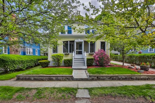 15 Crown St, Milton, MA, 02186 | Card Image