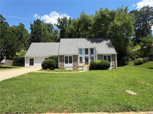 6762 Oakland Dr, Douglasville, GA, 30135-3550 | Card Image