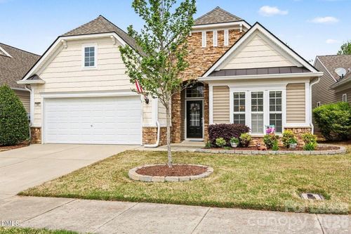 904 Peltier Dr Cary, Nc Drive, Cary, NC, 27519 | Card Image