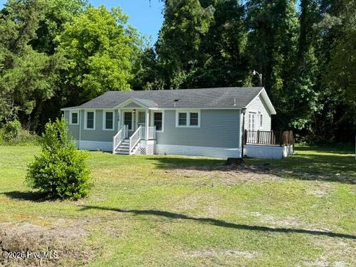 128 Peterson Hill Ave, Burgaw, NC, 28425-3891 | Card Image