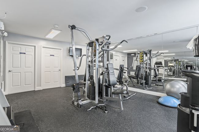 APT-211 - 2865 Lenox Rd Ne, Condo with 1 bedrooms, 1 bathrooms and 1 parking in Atlanta GA | Image 24