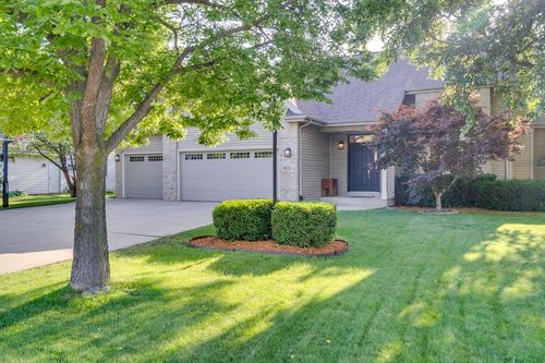 8032 103rd Avenue, Pleasant Prairie, WI, 53158 | Card Image