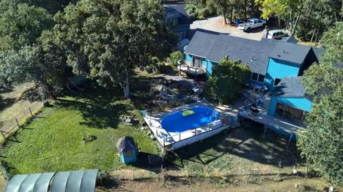 4970 Old Stage Rd, Central Point, OR, 97502-8705 | Card Image