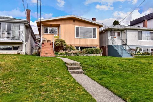 5477 Portland St, Burnaby, BC, V5J2R5 | Card Image
