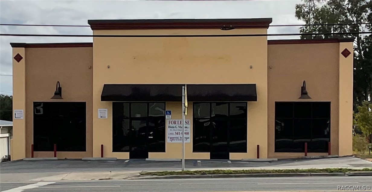 805 W Main St, Inverness, FL 34450