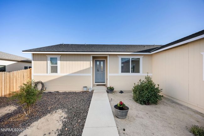 1827 Hickory Ln, House other with 4 bedrooms, 2 bathrooms and 2 parking in Fernley NV | Image 35