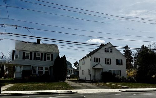 523-521-523 Burncoat St, Worcester, MA, 01606-1415 | Card Image
