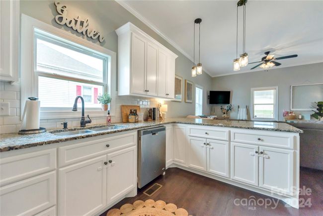 39 3 Rd St, House other with 2 bedrooms, 2 bathrooms and null parking in Cramerton NC | Image 20