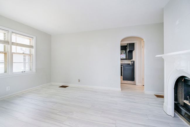 1115 E Edgewood Ave, House other with 2 bedrooms, 1 bathrooms and null parking in Indianapolis IN | Image 8