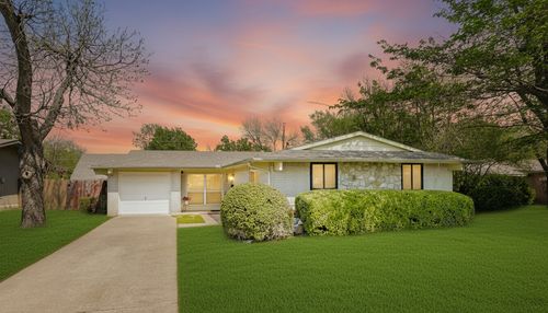 832 Greenhaven Dr, Richardson, TX, 75080-3025 | Card Image