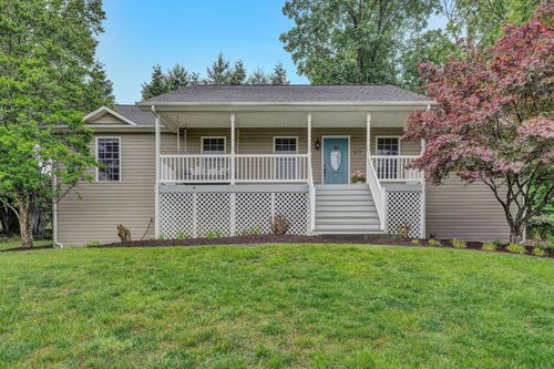 677 Deerfield Rd, Troutville, VA, 24175-3604 | Card Image
