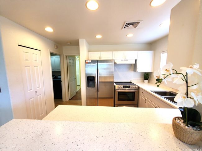 APT-4 - 92-831 Makakilo Dr, House other with 3 bedrooms, 3 bathrooms and 2 parking in Kapolei HI | Image 6
