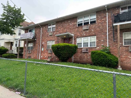 5a-186 Highland Ave, Clifton, NJ, 07011-2023 | Card Image
