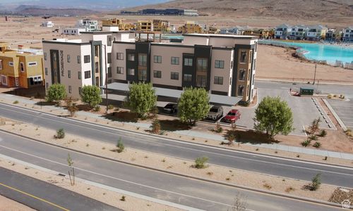 300b-875 W Akoya Pearl St, St. George, UT, 84790 | Card Image