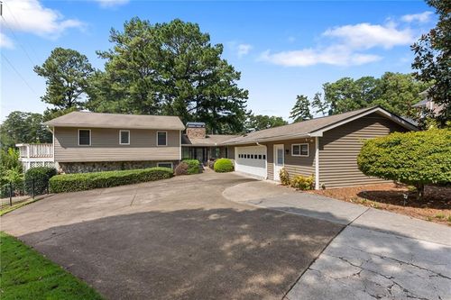 3665 High Green Dr, Marietta, GA, 30068-2530 | Card Image