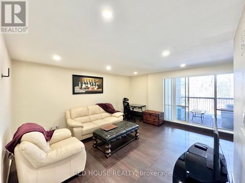 233-3025 The Credit Woodlands, Mississauga, ON, L5C2V3 | Card Image