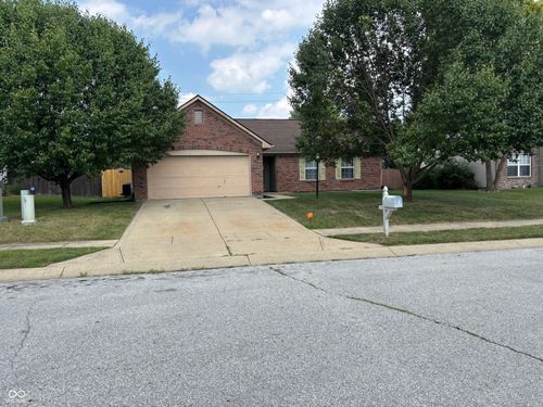 6722 Thistleridge Ct, Indianapolis, IN, 46221-4036 | Card Image