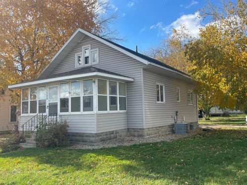 120 N Main St, Pine Island, MN, 55963-9728 | Card Image