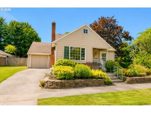 255 W Fairfield St, Gladstone, OR, 97027-2026 | Card Image