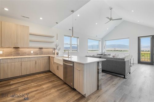 c-450 Loomis Way, Ennis, MT, 59729 | Card Image