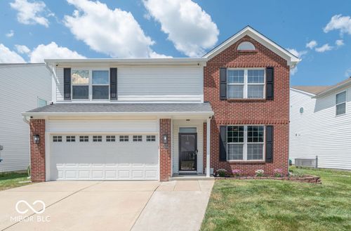 10450 Wintergreen Way, Indianapolis, IN, 46234-7670 | Card Image