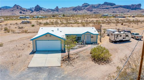 1949 S Elgin Road, Golden Valley, AZ, 86413 | Card Image