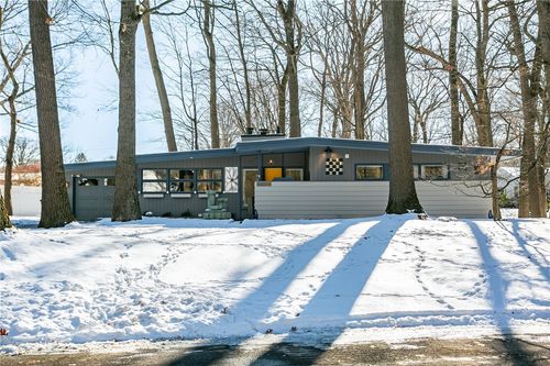 25 Woodland Circle, Irondequoit, NY, 14622 | Card Image