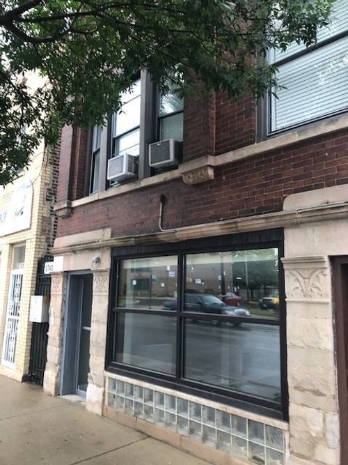3743 W Armitage Ave, Chicago, IL, 60647-3660 | Card Image