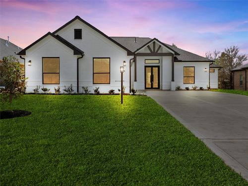 315 Bentwood Ct, Montgomery, TX, 77356-8112 | Card Image