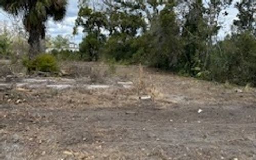 211 3rd St Sw, Jasper, FL, 32052-6035 | Card Image